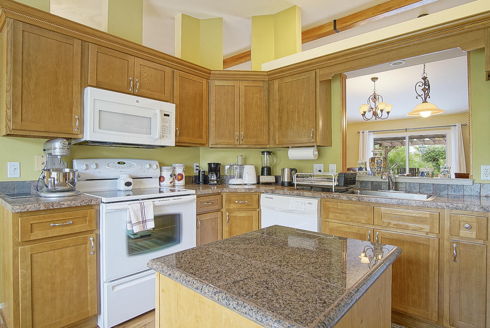 625 Southwest Jada Road Port St. Lucie, FL 34953 - Photo 4 of 21 Kitchen 2