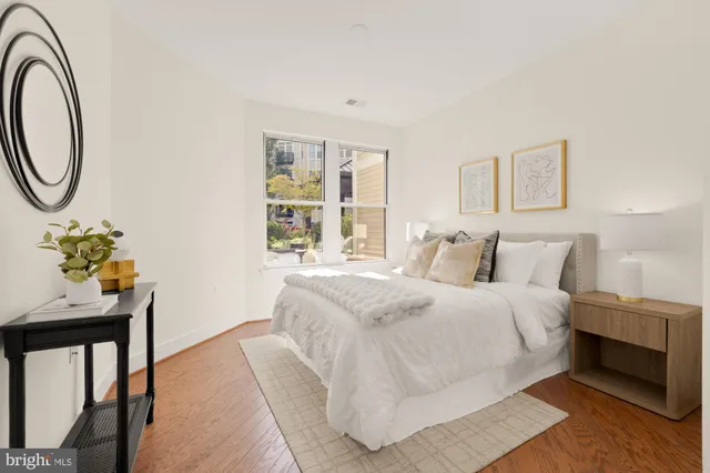 $399,900 | 1391 Pennsylvania Ave. Southeast, Unit 248, Washington, DC 20003