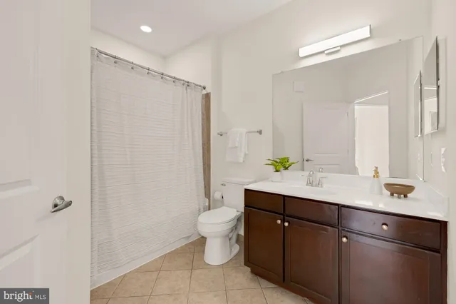 $399,900 | 1391 Pennsylvania Ave. Southeast, Unit 248, Washington, DC 20003