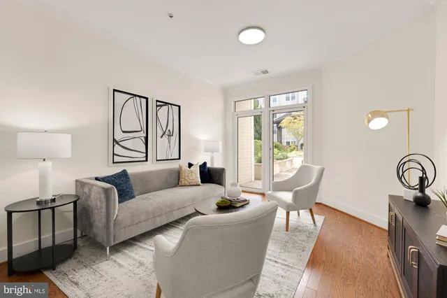 $399,900 | 1391 Pennsylvania Ave. Southeast, Unit 248, Washington, DC 20003