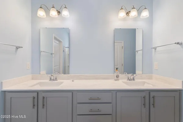 $2,500 | 614 Silos Way, Calabash, NC 28467