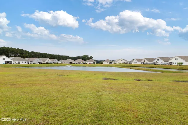 $2,650 | 614 Silos Way, Calabash, NC 28467