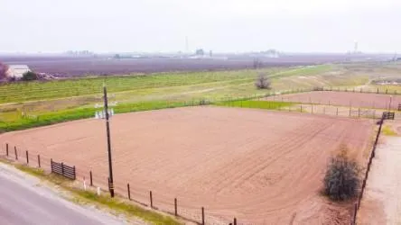 $715,000 | 11175 East South Avenue, Del Rey, CA 93616