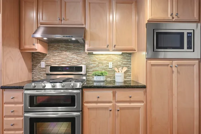 $949,888 | 557 Selby Lane, Unit 3, Livermore, CA 94551