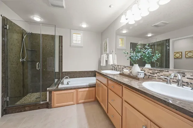 $949,888 | 557 Selby Lane, Unit 3, Livermore, CA 94551