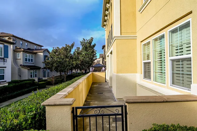 $949,888 | 557 Selby Lane, Unit 3, Livermore, CA 94551