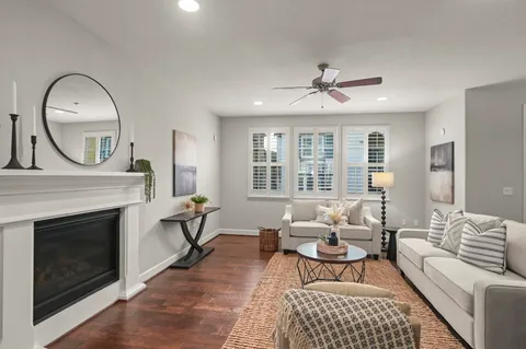 $949,888 | 557 Selby Lane, Unit 3, Livermore, CA 94551