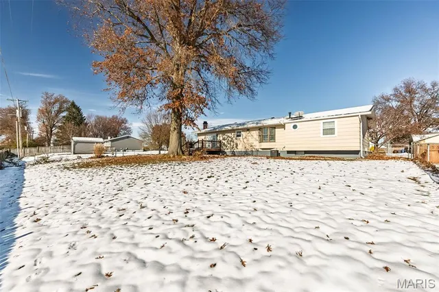 $310,000 | 14 South Joyce Ellen Way, St. Peters, MO 63376