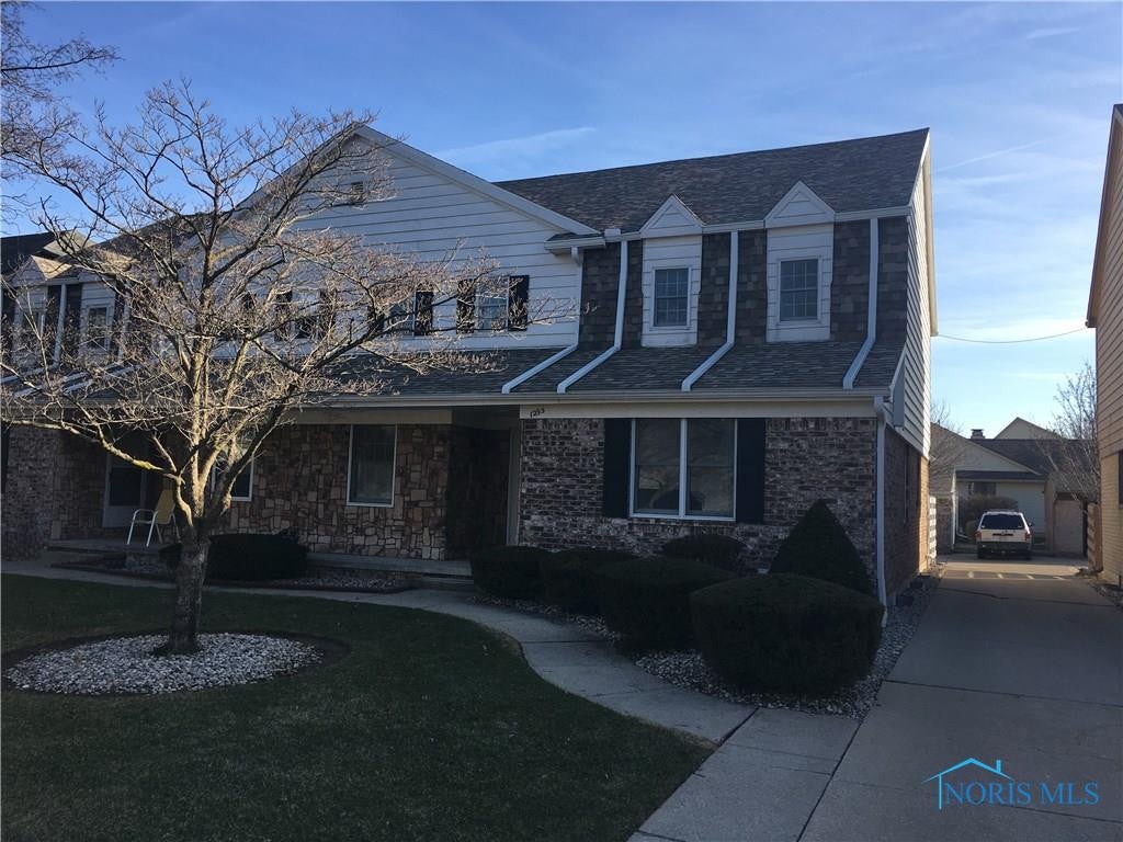 1295 Applegate Street, Unit 12 Waterville, OH 43566 - Photo 1 of 14 Gallery Image 1