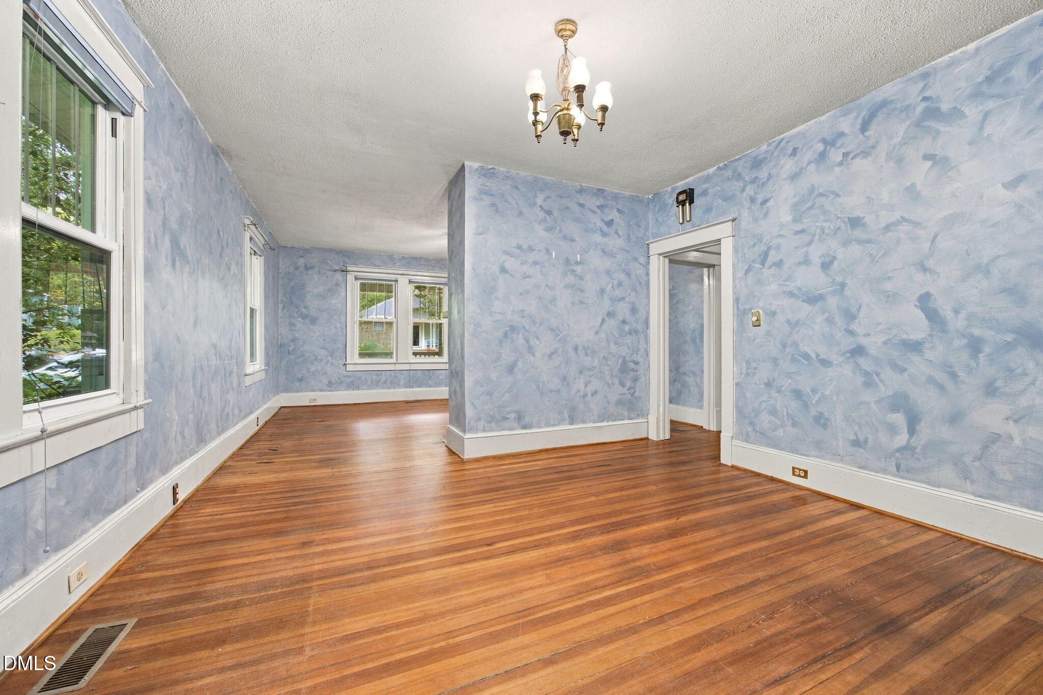 2009 McCarthy Street Raleigh, NC 27608 - Photo 27 of 43 23-web-or-mls-IMG_6931