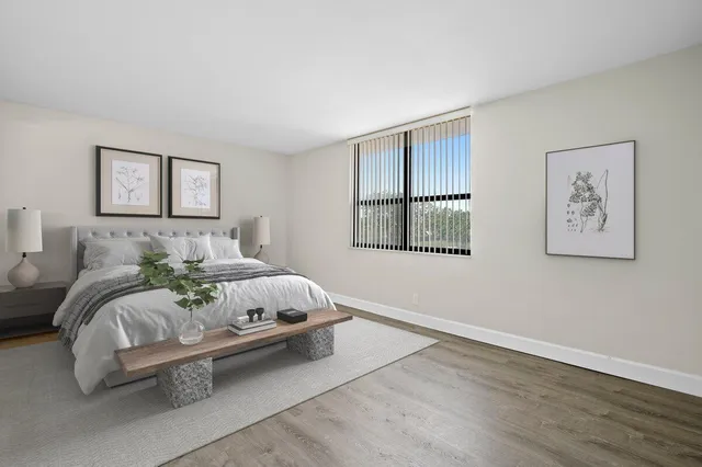 $425,000 | 5480 North Ocean Drive, Unit B1A, Singer Island, FL 33404