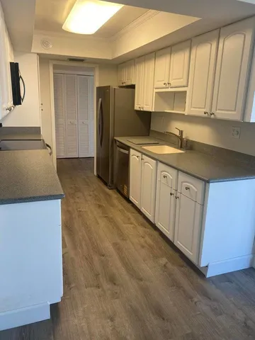 $425,000 | 5480 North Ocean Drive, Unit B1A, Singer Island, FL 33404