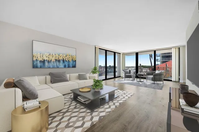 $425,000 | 5480 North Ocean Drive, Unit B1A, Singer Island, FL 33404