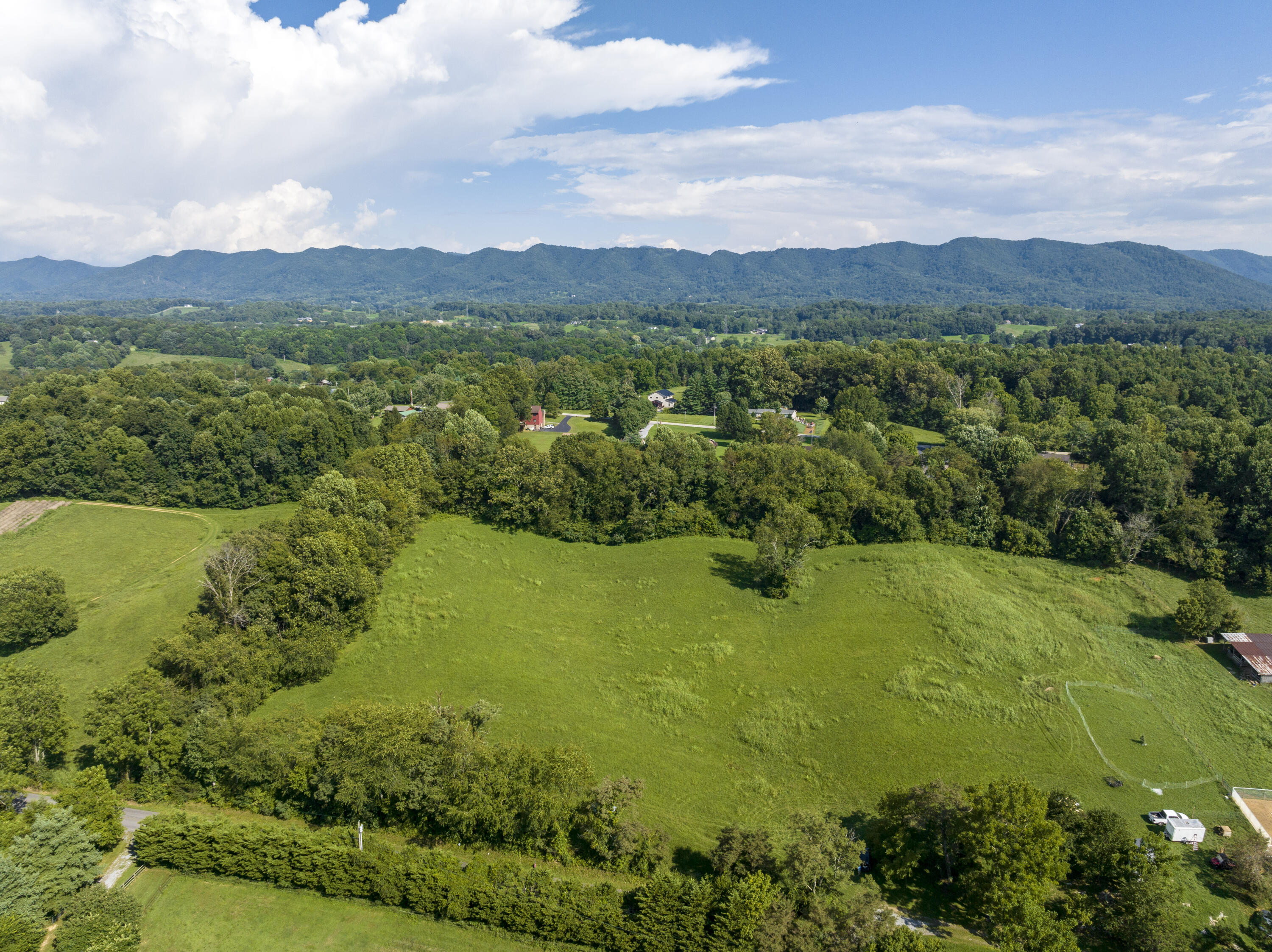281 County Farm Road Jonesborough, TN 37659 - Photo 11 of 23 9F22BAE9-657B-4C36-80C8-BF96E4C28AF1