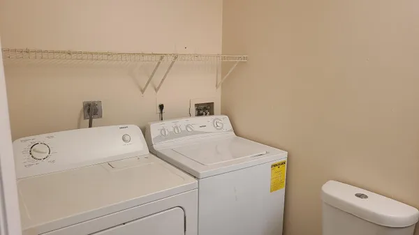 $2,100 | 1803 Wharf Lane, Greenacres, FL 33463