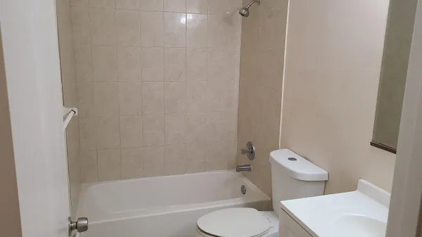 $2,100 | 1803 Wharf Lane, Greenacres, FL 33463