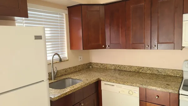 $2,100 | 1803 Wharf Lane, Greenacres, FL 33463