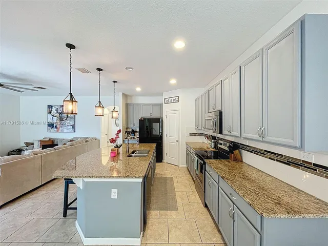 $595,000 | 1706 Leatherback Lane, St. Cloud, FL 34771