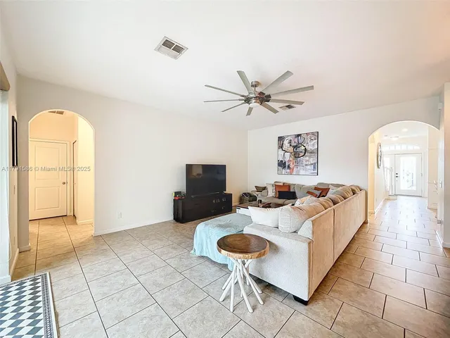 $595,000 | 1706 Leatherback Lane, St. Cloud, FL 34771