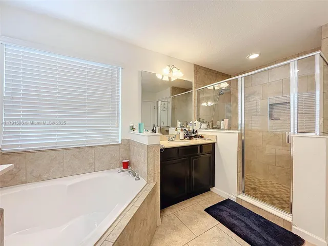 $595,000 | 1706 Leatherback Lane, St. Cloud, FL 34771