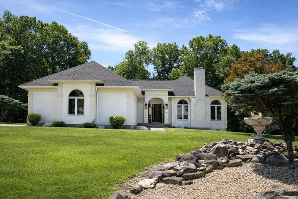 $749,900 | 176 Genovevo Drive, Ludlow, MA 01056