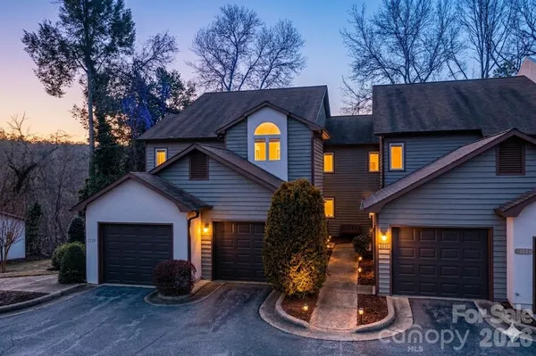 $349,900 | 2231 6th Street Northwest, Unit 16, Hickory, NC 28601