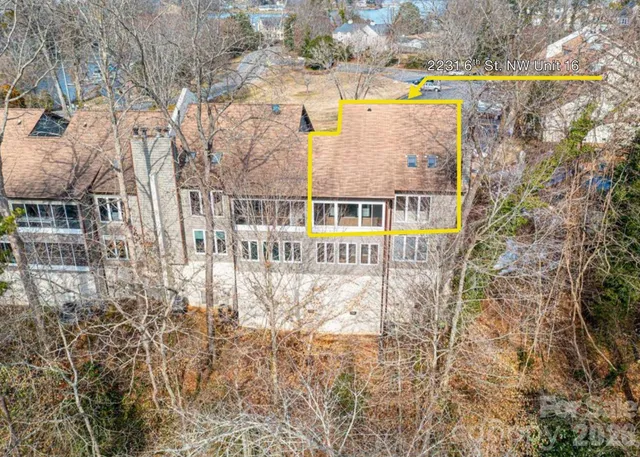 $349,900 | 2231 6th Street Northwest, Unit 16, Hickory, NC 28601