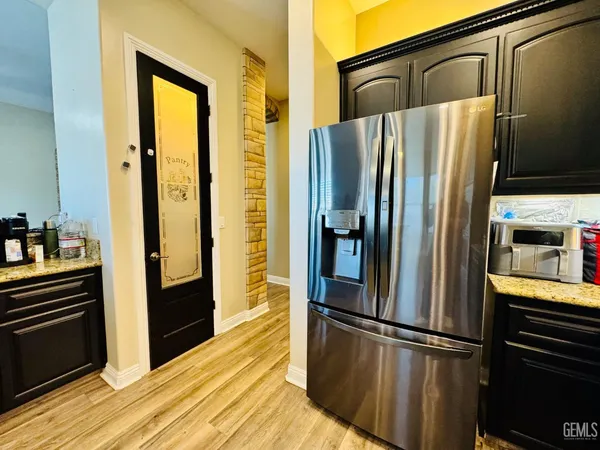 $650,000 | Undisclosed Address, Bakersfield, CA 93312