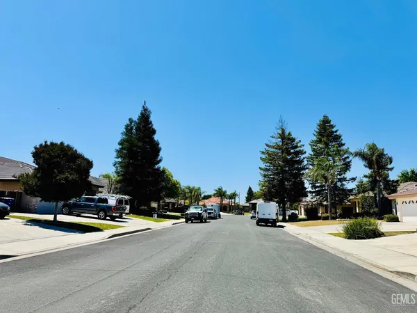 $650,000 | Undisclosed Address, Bakersfield, CA 93312