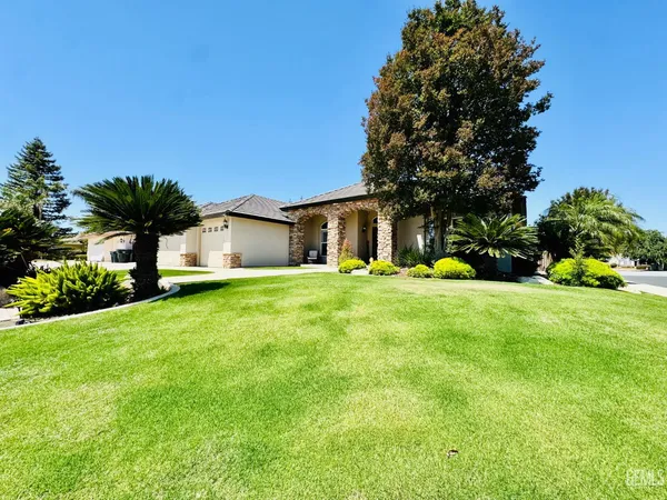 $650,000 | Undisclosed Address, Bakersfield, CA 93312