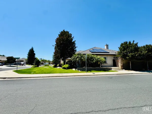 $650,000 | Undisclosed Address, Bakersfield, CA 93312