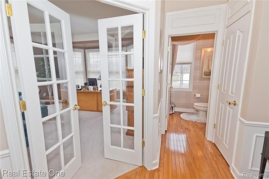 5688 Stonehaven Boulevard Rochester, MI 48306 - Photo 9 of 69