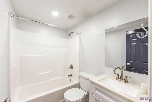 $129,900 | 143 Kraemer Street, Houma, LA 70364