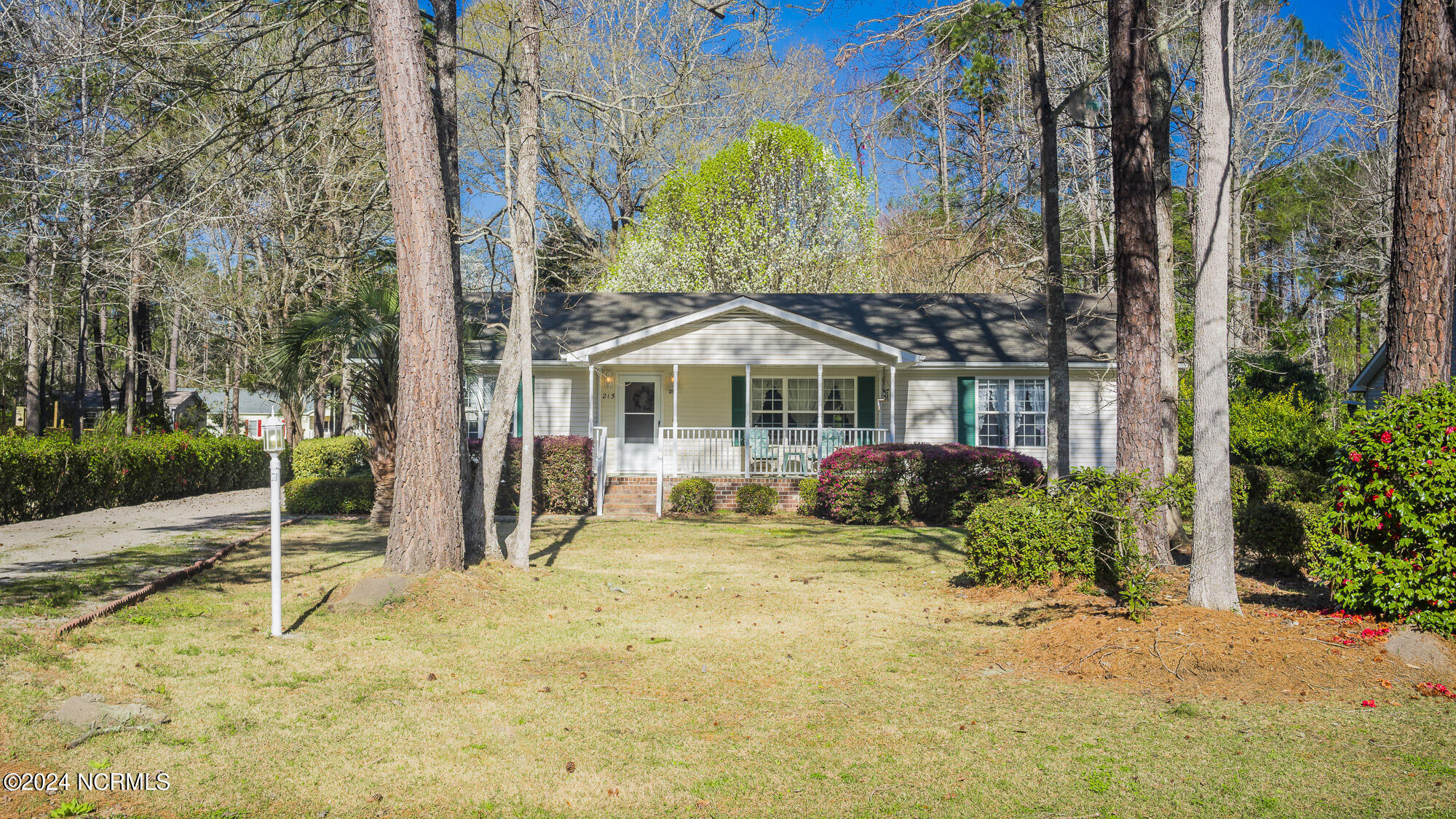 215 Ocean Forest Dr Northwest  