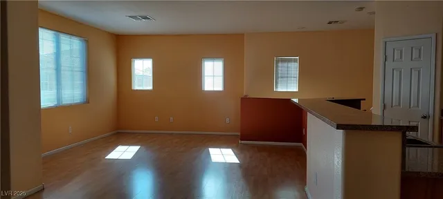 $1,576 | 3913 Sweet Pine Street, Unit 101, Las Vegas, NV 89108