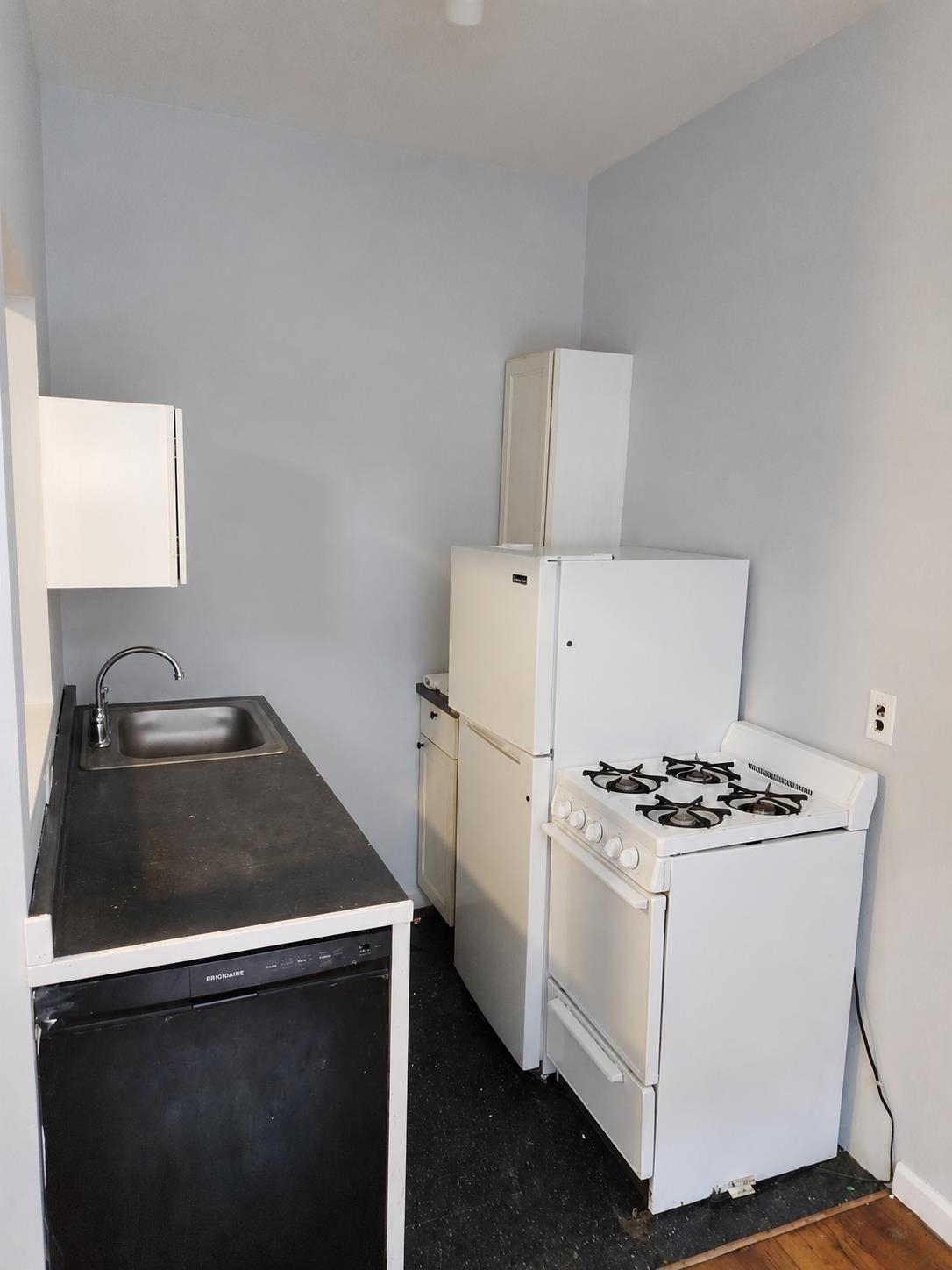 600.5 Grove Street, Unit 2 Jersey City, NJ 07310 - Photo 6 of 9