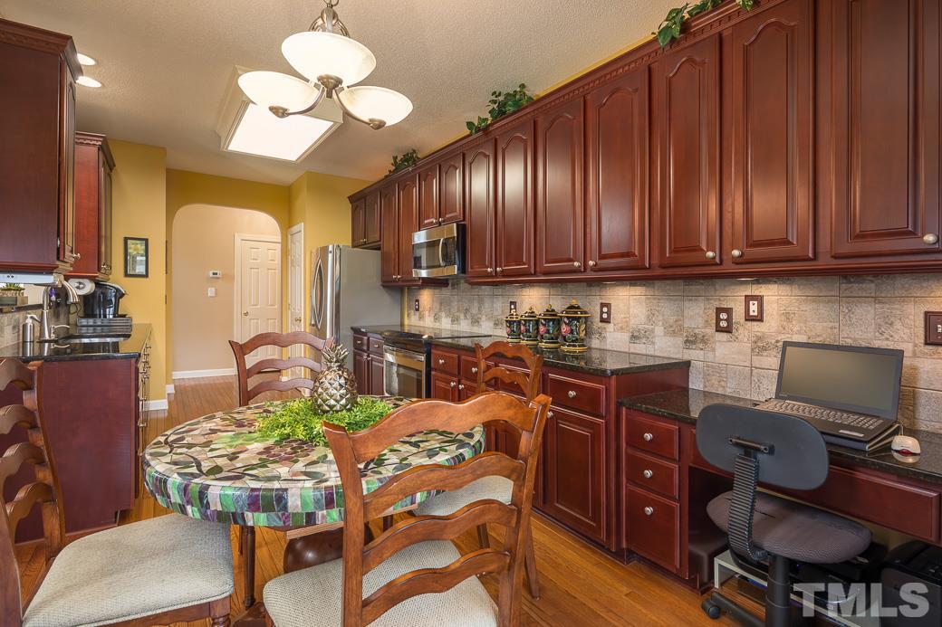9020 Breeland Way Raleigh, NC 27613 - Photo 5 of 25