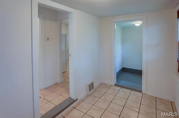 $780 | 128 South Meridian Road, Glen Carbon, IL 62034