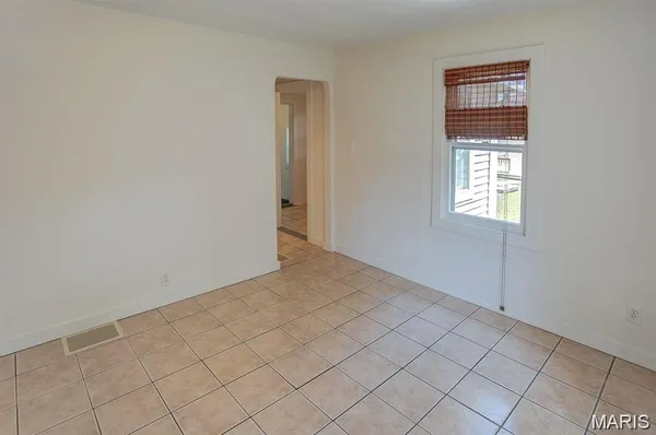 $780 | 128 South Meridian Road, Glen Carbon, IL 62034