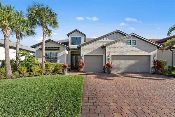 $1,825,000 | 9607 Everglades Drive, Naples, FL 34120