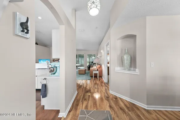 $2,950 | 2389 Glade Springs Drive, Jacksonville, FL 32246