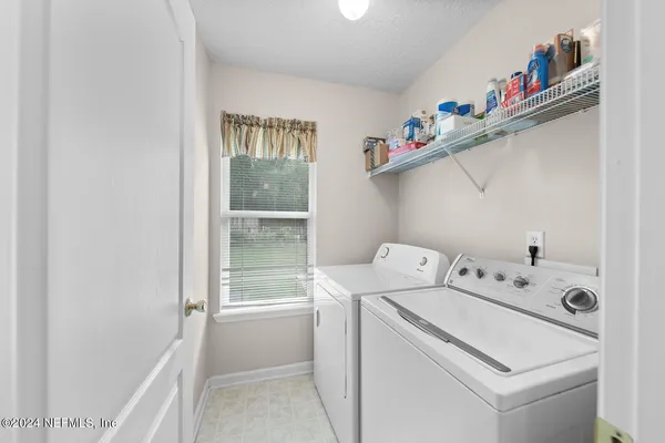 $2,950 | 2389 Glade Springs Drive, Jacksonville, FL 32246