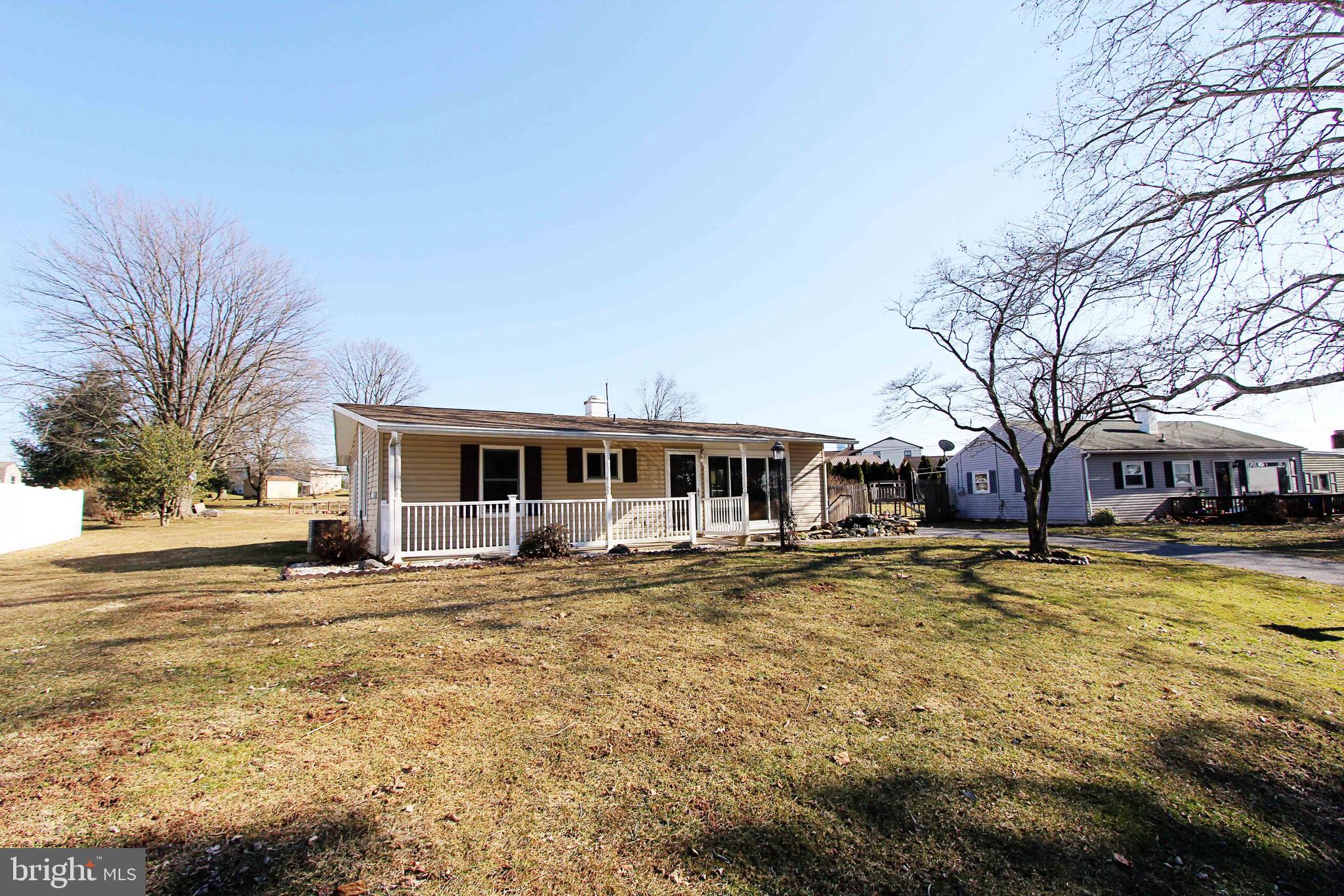 2416 Manor Road York, PA 17408 - Photo 2 of 23