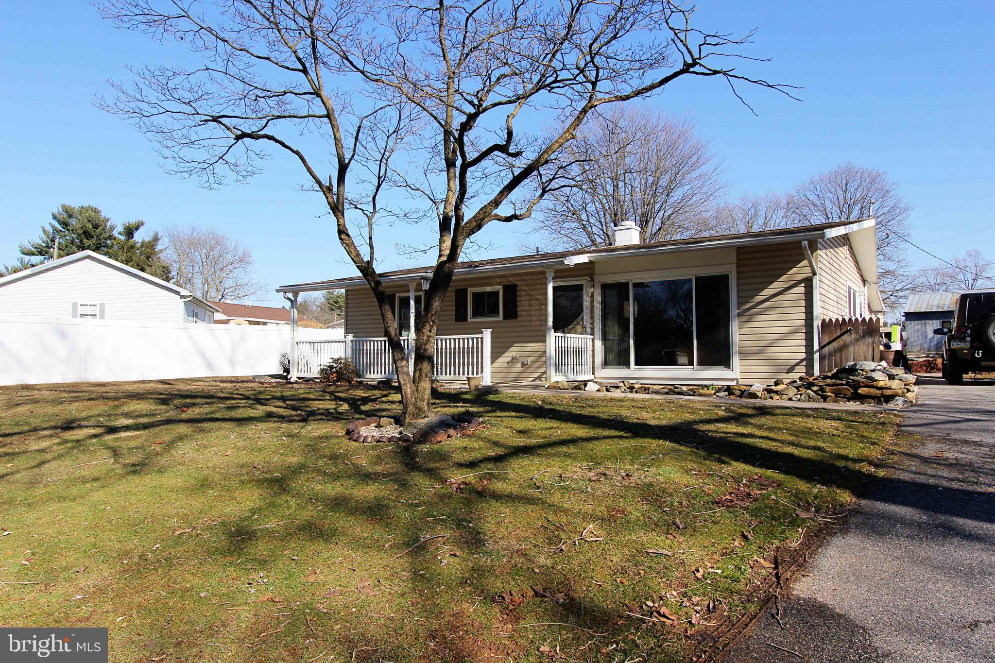 2416 Manor Road York, PA 17408 - Photo 9 of 23