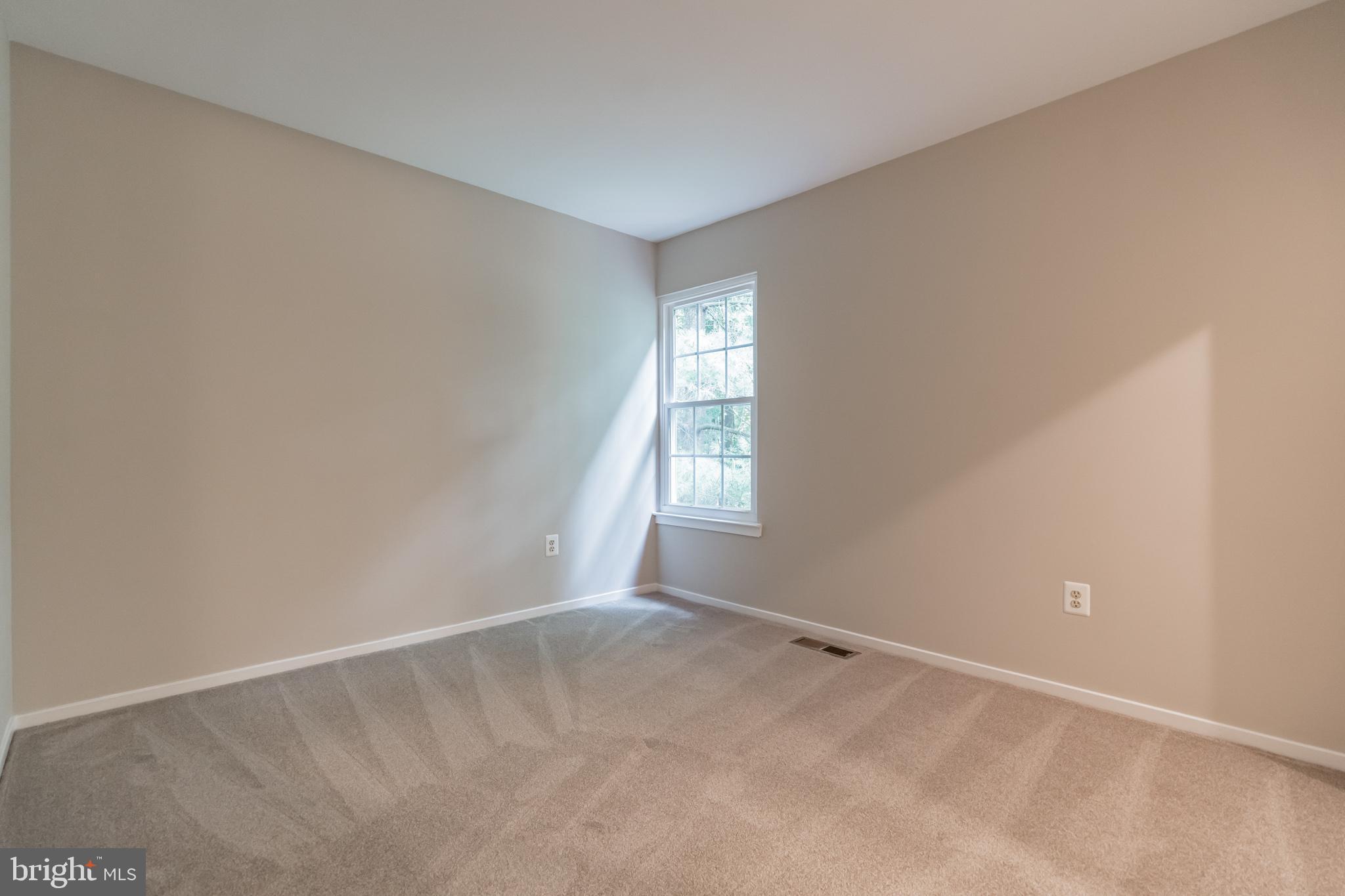 1375 Alderton Lane Silver Spring, MD 20906 - Photo 17 of 28 Bedroom #2 upper level