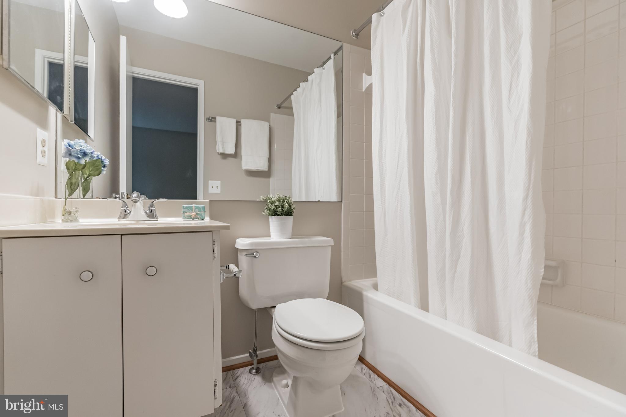 1375 Alderton Lane Silver Spring, MD 20906 - Photo 19 of 28 Full bathroom for bedroom #2