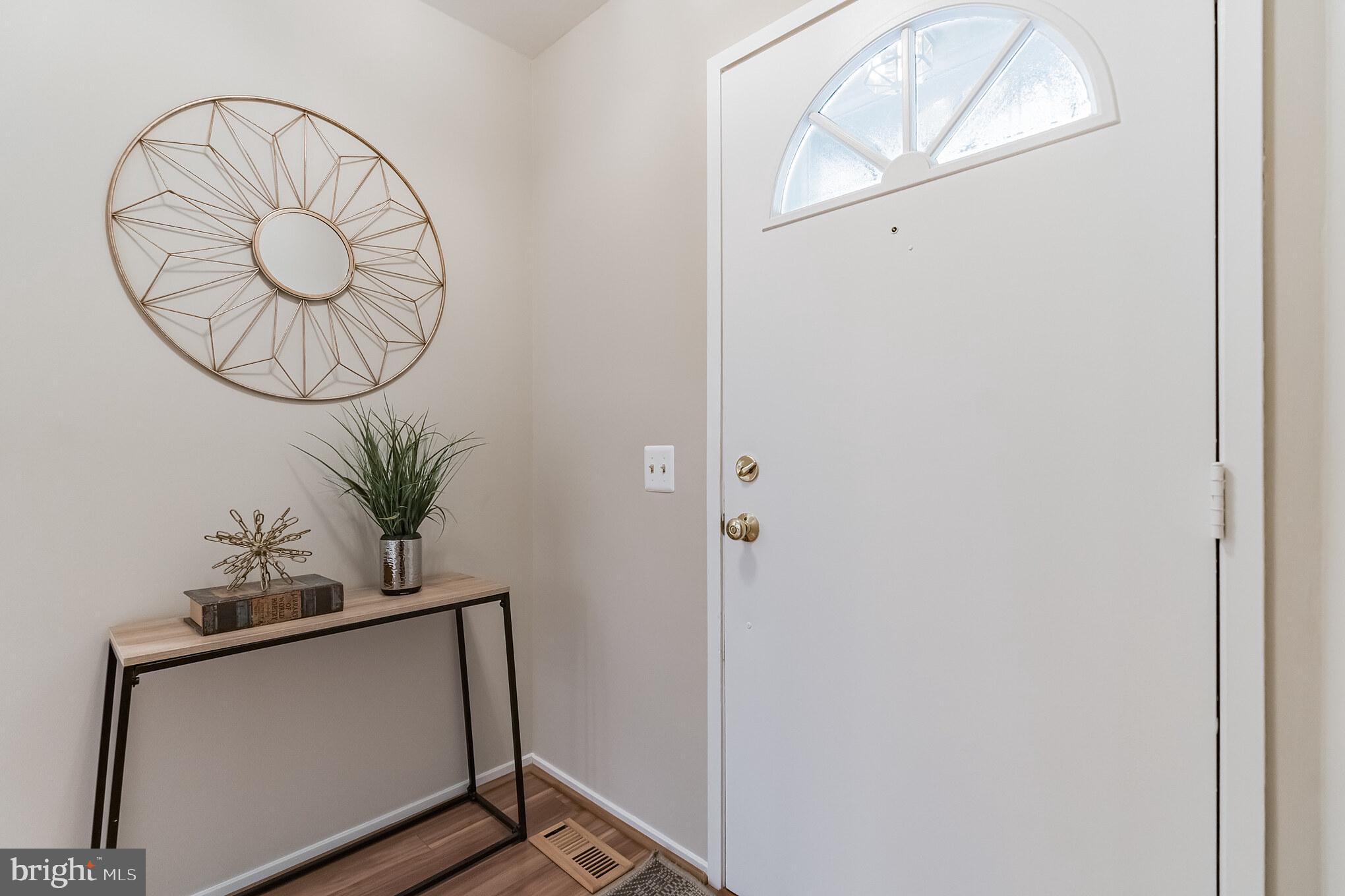 1375 Alderton Lane Silver Spring, MD 20906 - Photo 3 of 28 Entry foyer