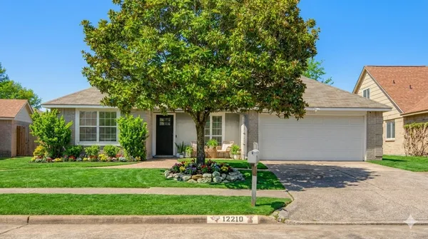 $350,000 | 12210 Three Lakes Boulevard, Tomball, TX 77375