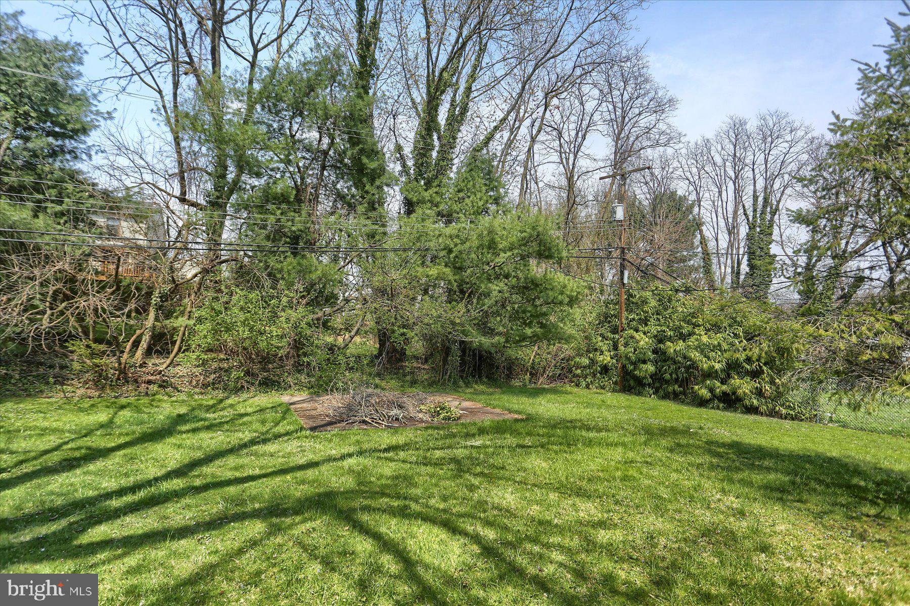 608 Marshall Road Brookhaven, PA 19015 - Photo 18 of 18 Backyard