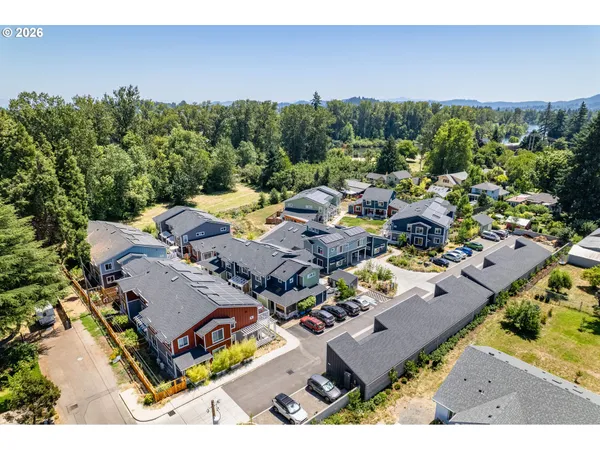 $497,900 | 172 Oakleigh Lane, Unit 513, Eugene, OR 97404